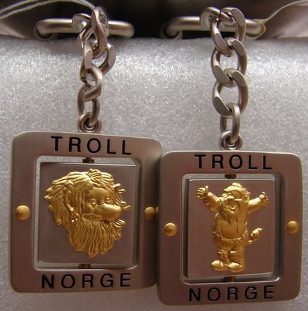Schlüsselanhänger aus Metall Troll &quot;der Jubler&quot;